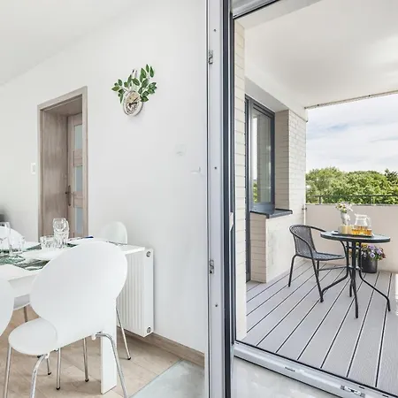 Apartament Deluxe Platany C38 By Renters *