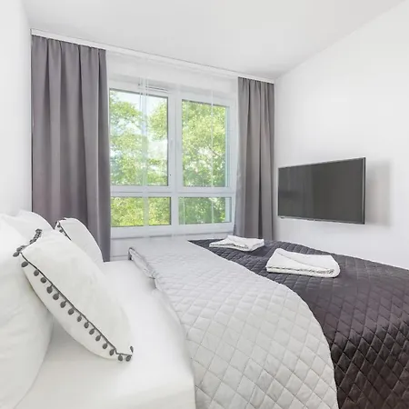 Apartment Apartament Deluxe Platany C38 By Renters